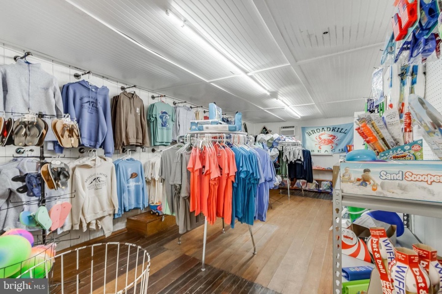 Broadkill Store clothing souvenirs and beach supplies